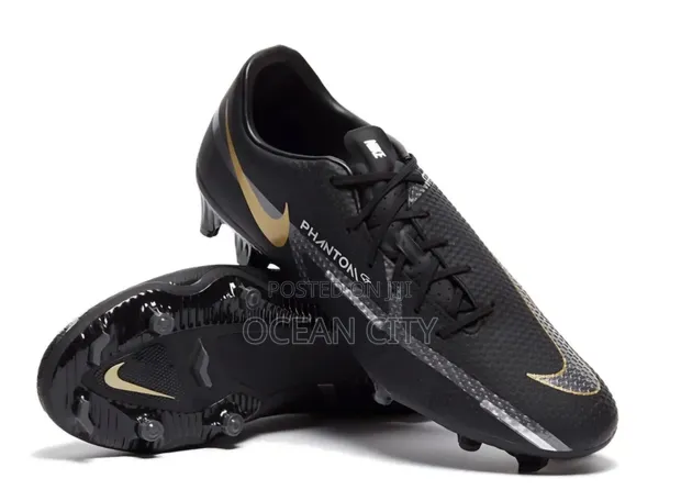 Nike Soccer/Football Cleats (Boots) - 1