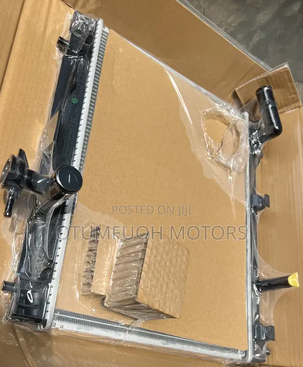 Toyota Vitz Radiator (Water Tank) - 2012-2015 - 1