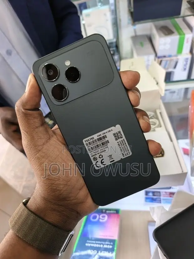 Tecno Spark 40 128GB Black - 1