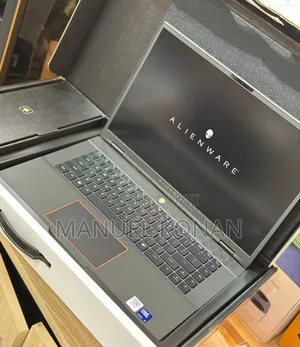 Alienware M16 R2 Gaming Laptop - RTX 4060