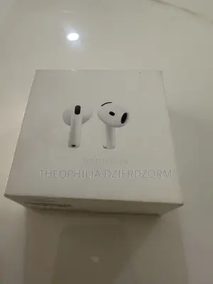 Apple AirPods 4