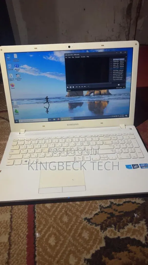 Samsung Laptop Intel Core i5 4GB RAM 256GB HDD - 1