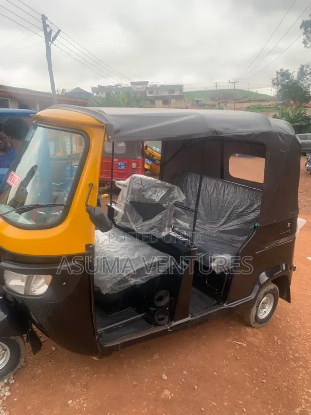 TVS HLX Plus ES 2025 Black - 1