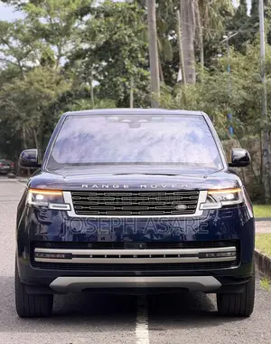 2023 Land Rover Range Rover Vogue SE P530