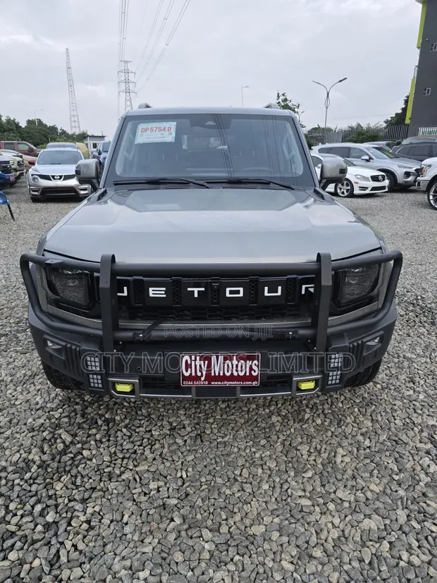 Jetour T2 2024 Gray - 1