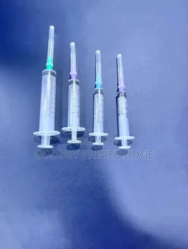 Syringe and Needles - 5ml/5cc (100pcs) - 1