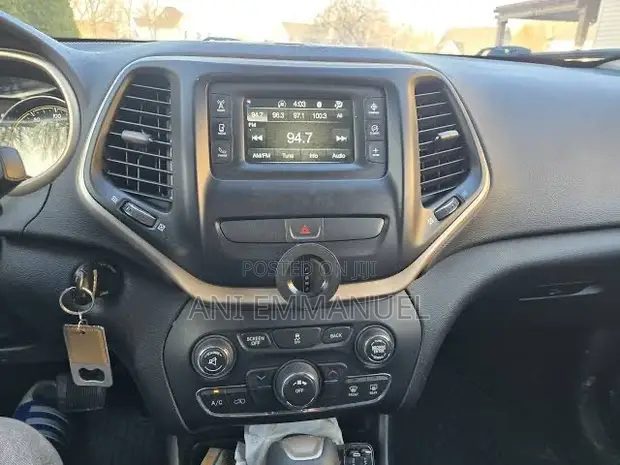Jeep Cherokee 2014-2018 Android System - 1