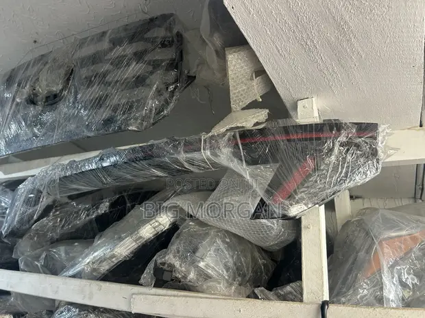 Hyundai Tucson Booth LED Lights (2021-2024) - 1