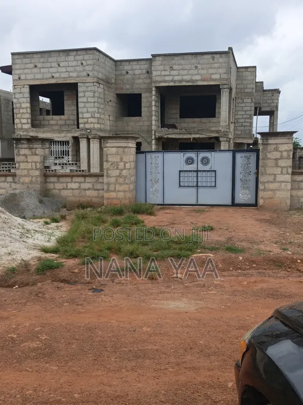 13-Bedroom Duplex for Sale in Apromase, Kumasi - 1