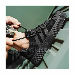 Gentle Sleek Men's Sneakers