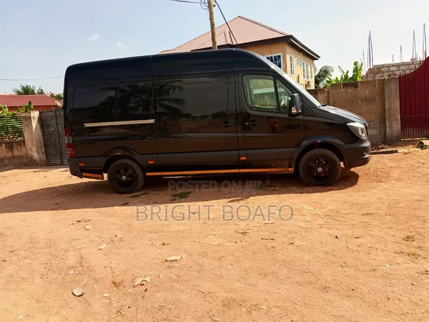 Mercedes-Benz Sprinter 2018 Bus - 1