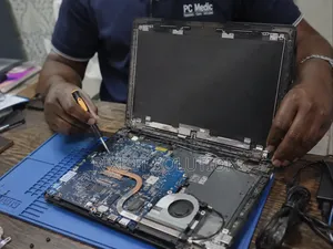 Laptop Troubleshooting & Repair | SSD, RAM, Screen & Battery