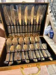 Luxury Gold Finish Cutlery Set (24 Pieces) - 1
