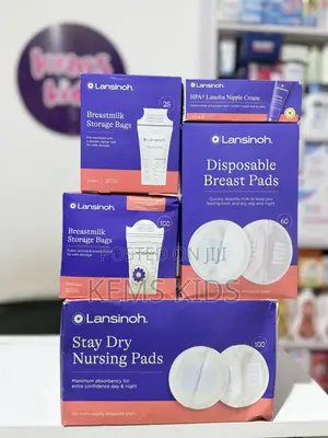 Lansinoh Breastmilk Storage Bags & Breast Pads