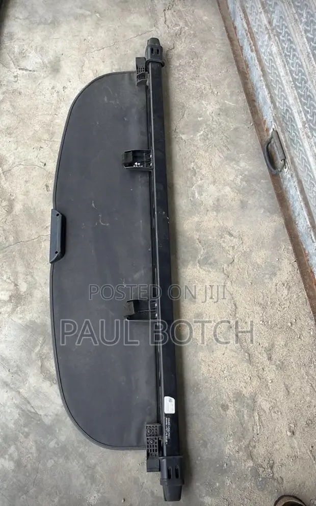 2024 Lexus RX350 Retractable Rear Trunk Cargo Tonneau Cover - 1