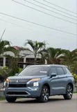 2025 Mitsubishi Outlander SEL Premium - 2
