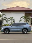 2025 Mitsubishi Outlander SEL Premium - 3