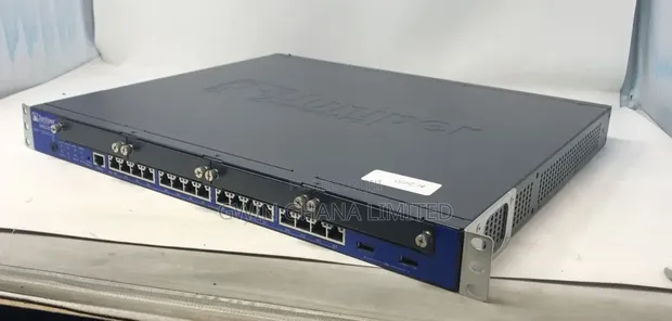 Juniper SRX240 16x Gigabit Port Gateway Router - 1