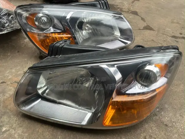 Kia Cerato 2006-2008 Headlight - 1