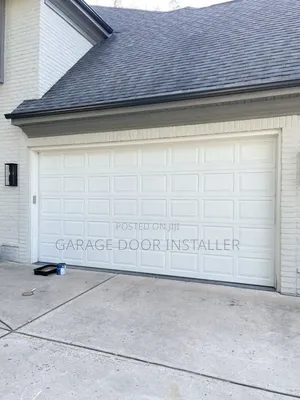 Brand New Automatic Garage Door with Remote