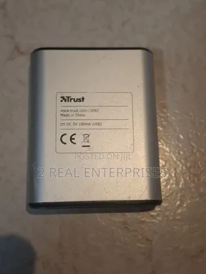 Trust 42-in-1 USB 2.0 Multi-Card Reader (Model 15092)