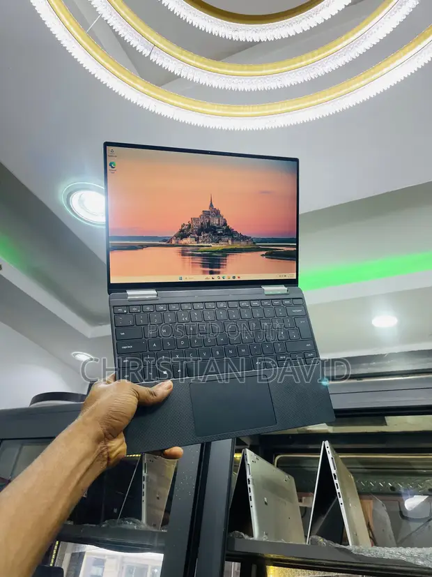 Dell XPS 13 7390 2-in-1 Laptop - Core i7, 16GB RAM, 512GB SSD - 1