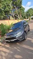 Mitsubishi Outlander SE AWC 2019 Gray - 2