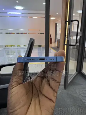 Apple iPhone 13 128GB Blue