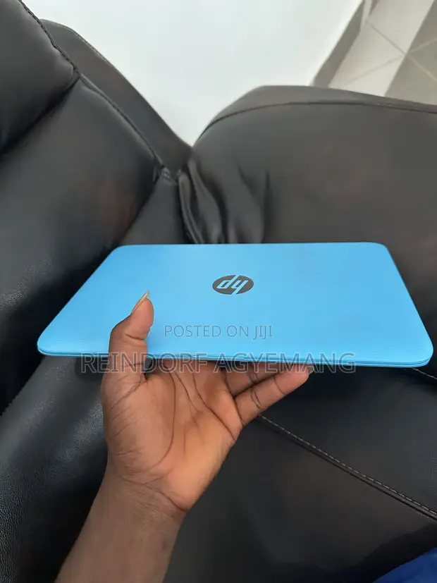 HP Stream 11 Laptop - 2GB RAM, 32GB eMMC - 1