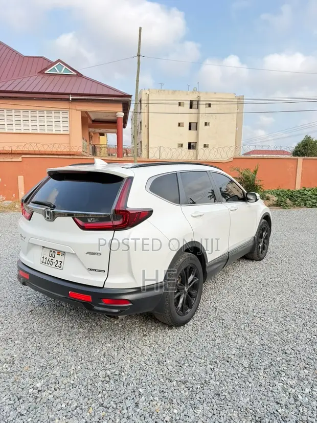 Honda CR-V 2022 White - 1