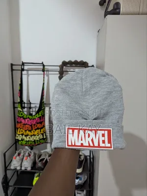 Marvel Logo Beanie - Grey Knit