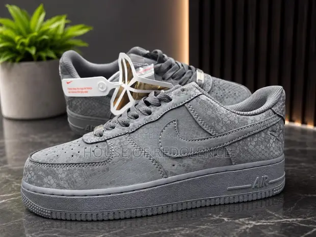 Kobe Bryant x Nike Air Force 1 Low 'Black Mamba' - 1