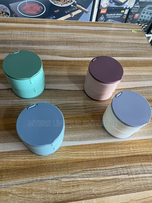 Portable Jewelry Box with 4 Rotatable Layers - 1