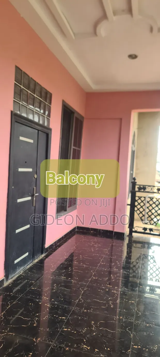 2 Bedroom Apartment for Rent in Pokukrom, Kumasi - 1