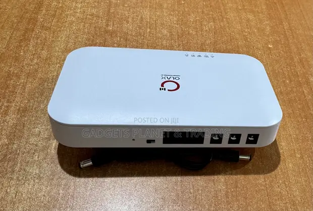Olax D8 Pro Smart Mini DC UPS Pro 24W 20,000mAh Router Powerbank - 1