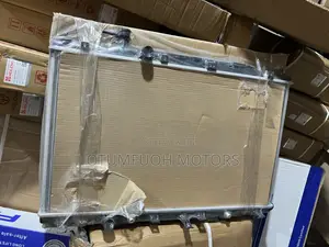 Honda CR-V 2010-2011 Radiator