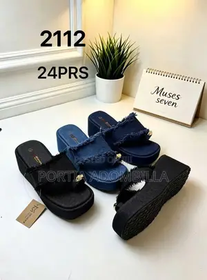 Ladies Platform Slippers