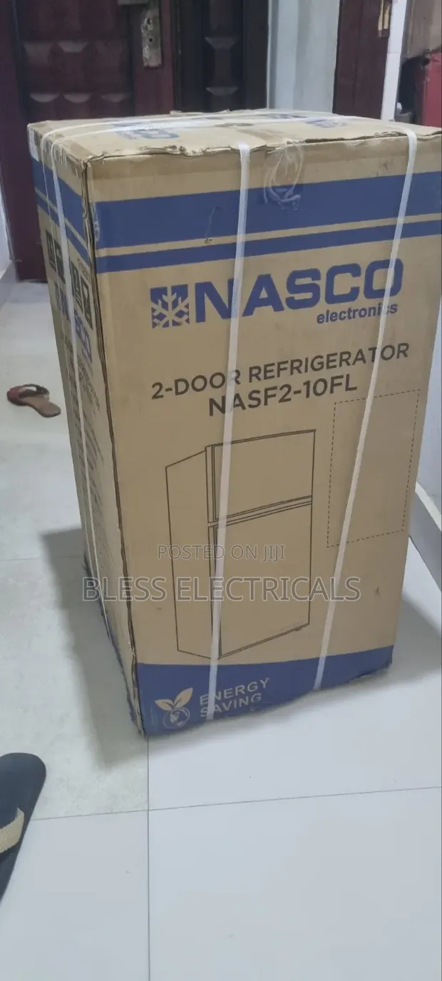 Nasco NASF2-10FL Table Top Fridge - 1