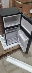 Nasco NASF2-10FL Table Top Fridge - 2