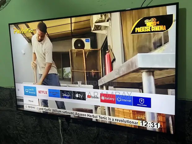 Samsung 65" Smart 4K TV - 1