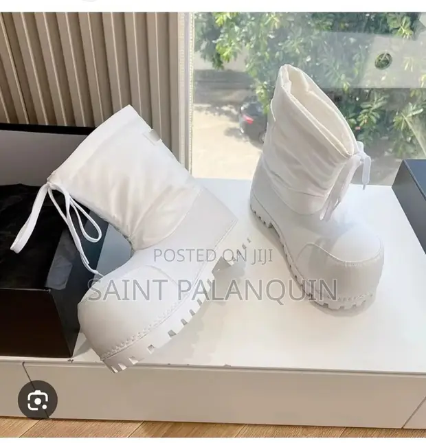 White Balenciaga Alaska Low Boot - 1