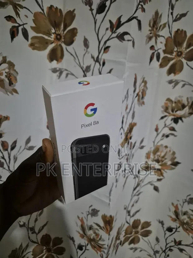 New Google Pixel 8a 128GB Black - 1