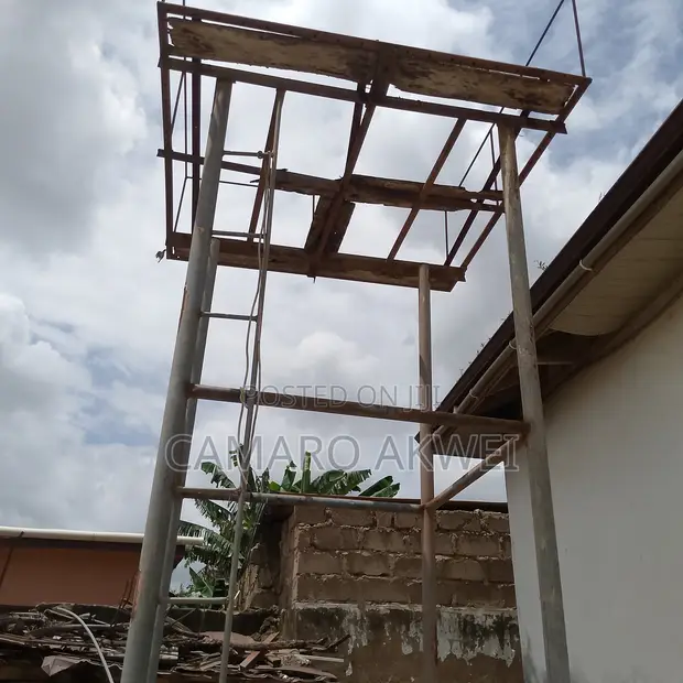 Metal Water Tank Stand - 1
