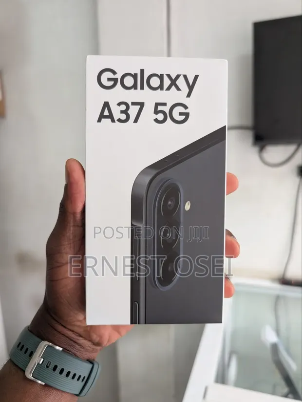 New Samsung Galaxy A37 256GB Black - 1