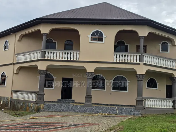 12-Bedroom House for Sale in Atwima Nwabiagya - 1