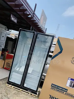 Pearl PVC-801-27AA 690L Double Door Glass Display Fridge