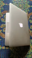 Apple MacBook Air 13" (2017) - Core i7, 8GB RAM, 256GB SSD - 5