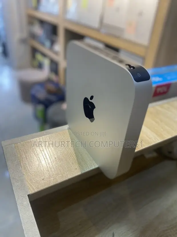 Apple Mac Mini Desktop Computer - Intel Core i5, 8GB RAM, 500GB HDD - 1