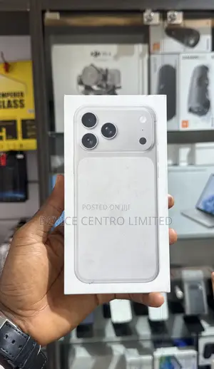 New Apple iPhone 17 Pro Max 256GB Silver