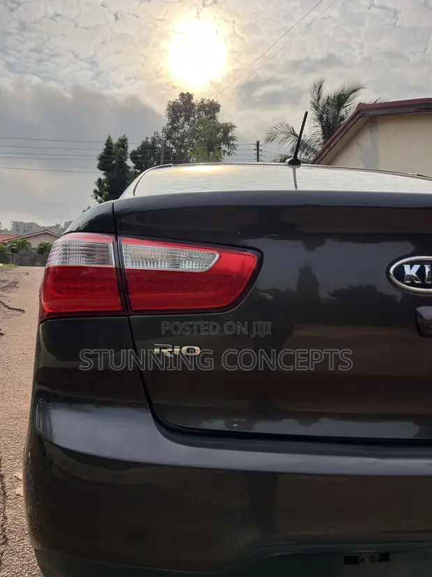 Kia Rio 2013 Brown - 1